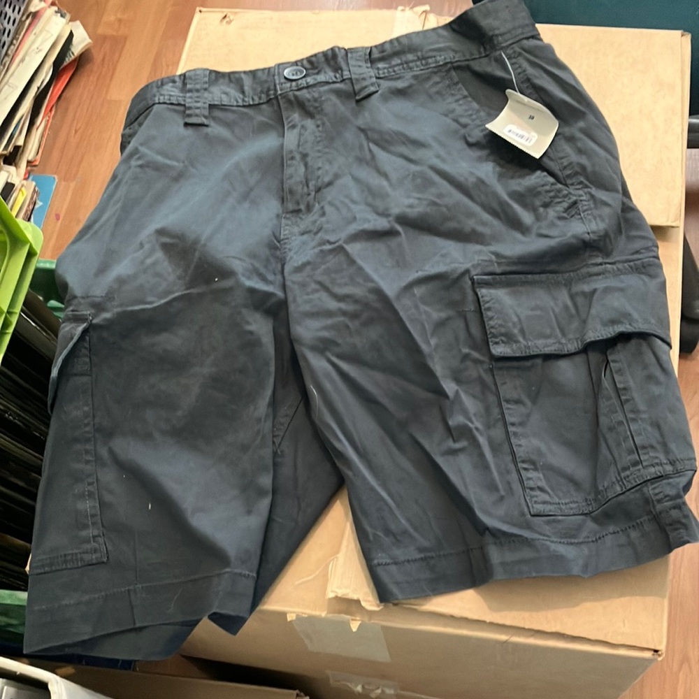 FINAL MARKDOWN NWT Mens George cargo shorts 30